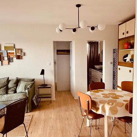 Champs De Mars Appartement 1 Chambre Proche Centre Ville, Balcon Et Parking La Rochelle  Exterior foto